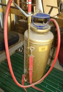 Hudson metal 2 gallon sprayer
