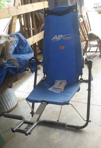 AB lounger exercise machine