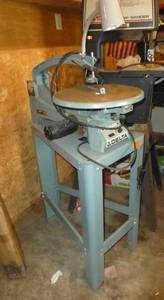 Nice Delta Scroll saw on stand - works good