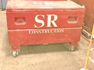 lot 7 image: Greenlee 16-cu.ft. Job Site Storage Box 24x48x33 244823273