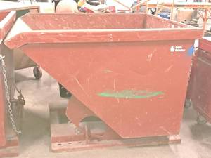 lot 10 image: KC Kit Containers 2-yard Self-Dumping Hopper 57-12x65x47 SMLD2.0