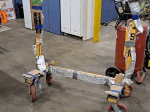 lot 16 image: Dry Wall Cart