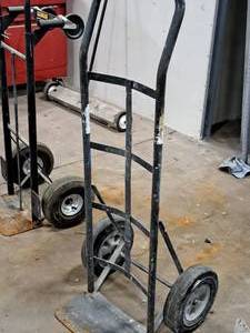 lot 62 image: Hand Truck 2-wheel