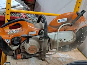 lot 85 image: Stihl 14 Gas Concrete Saw