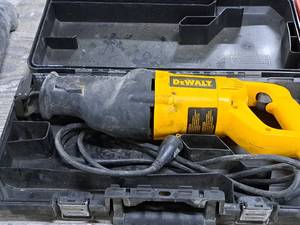 lot 101 image: DeWalt V.S. Reciprocating Saw DW310 with Case