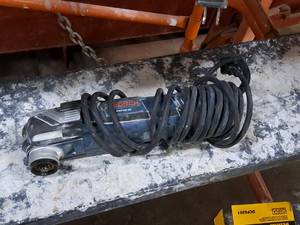 lot 113 image: Bosch Cordless Multi-Tool GOP40-30