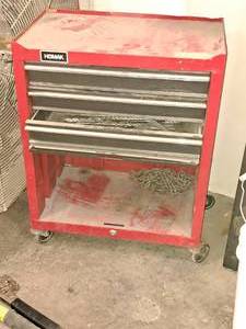 lot 149 image: Homak Rolling Tool Cabinet 4-drawer
