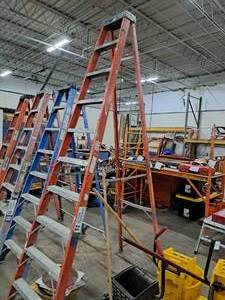 lot 170 image: Keller 10 Step Ladder