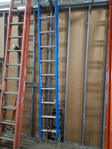 lot 172 image: 20 Extension Ladder
