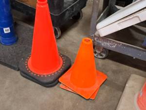 lot 180 image: Lot of (4) Plastic Safety Cones