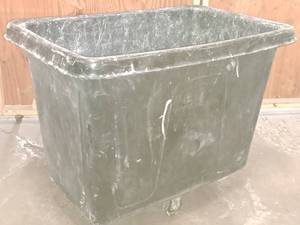 lot 218 image: Commercial Dump Cart 28x43x34