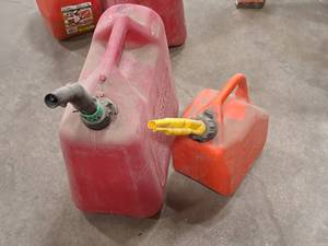 lot 294 image: Lot of (2) Gas Cans - 5-Gallon, 2-Gallon