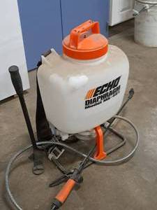 lot 310 image: Echo Diaphragm Backpack Pump Sprayer MS-401