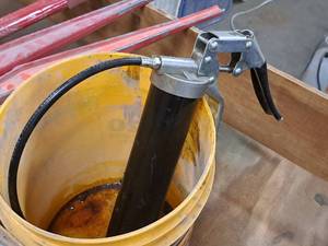 lot 322 image: Grease Gun
