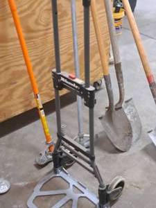 lot 328 image: Milwaukee Folding Moving Dolly