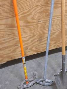 lot 329 image: Lot of (2) 34 EMT 12 Ridgid 12 IMC Pipe Benders