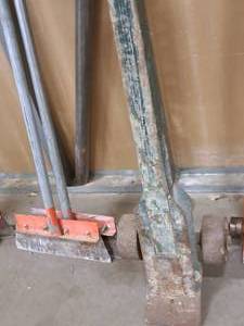 lot 336 image: 87 Load Moving Lever