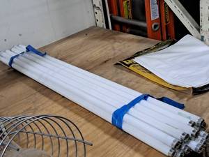 lot 375 image: Lot of (16) GE Ecolux w Starcoat 32W Premium CW 4100K Fluorescent Light Bulbs 1x48