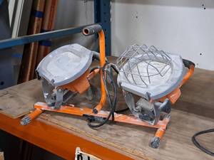 lot 385 image: HDX Dual Head Shop Work Light with Stand