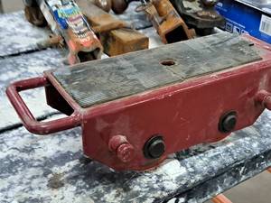 lot 408 image: Heavy Duty Moving Dolly 2-wheel