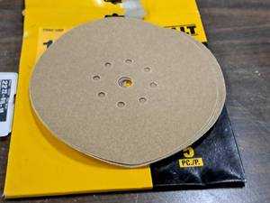 lot 464 image: Lot of (4) 9 Drywall Sander Replacement Discs 120-Grit