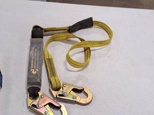 lot 476A image: Guardian Fall Protection 13-13 Shock Pack Shock Absorbing Lanyard