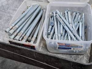 lot 514 image: Lot of (2 Tubs) Assorted Fasteners - Anchors, Bolts, Nuts