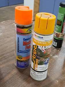 lot 528 image: Lot of (2) Survey Marking Paint 17-oz Aerosol Can