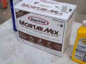 lot 540 image: Lot of (1 Box) Rapid Set Mortar Mix Professional Grade High-Strength Structural Repair Mortar 25-lbs