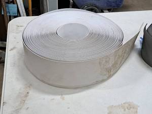 lot 542 image: Lot of (1 Partial Roll) 4 Rubber Wall Base