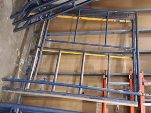lot 744 image: Lot of (3) Assorted Scaffolding Parts