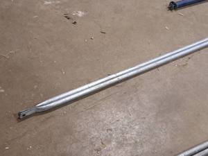 lot 769 image: Lot of (n1) 10-12 Scaffolding Cross Support