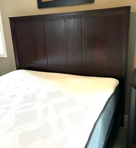 Stylish Wooden Queen Bed Headboard and Frame