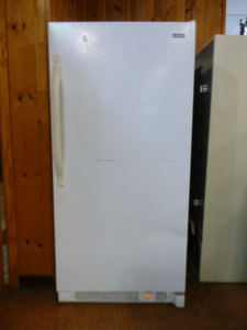 lot 2 image: Kenmore Stand-Up Freezer