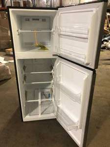 Vissani 10.1 cu. ft. Top Freezer Refrigerator in Stainless Steel  Customer Returns See Pictures