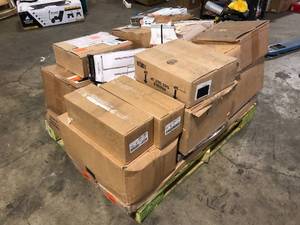 Pallet of Mixed Assorted Flooring Various Models and Conditions Customer Returns See Pictures