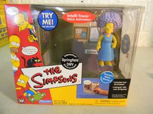 The Simpsons World of Springfield Interactive Environment  Figure - SPRINGFIELD DMV Selma Bouvier - PLAYMATES - IN BOX - AWESOME PIECE - SEE PICTURES