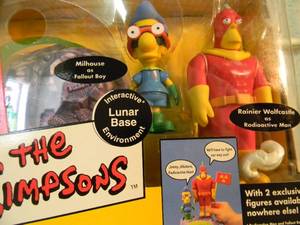 The Simpsons World of Springfield Interactive Environment  Figure - Lunar Base - PLAYMATES - IN BOX - GREAT PIECE - SEE PICTURES