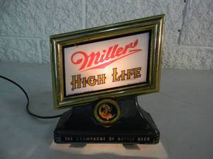 lot 2 image: VERY RARE Miller High Life cash register light - Has a crack in the glass but overall nice condition - GREAT PIECE - SEE PICTURES