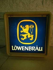 lot 6 image: Lowenbrau Beer lighted bar sign - WORKS - GREAT PIECE - SEE PICTURES