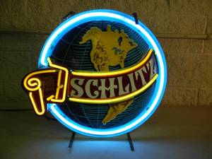 lot 55 image: RARE - ORIGINAL - SCHLITZ BEER NEON LIGHT - WORKS - RARE - NICE - FANTASTIC PIECE - APPROX 21 By 19 - SEE PICTURES