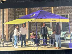 LOGOBRANDS Easyup Vikings 10 x 10 Canopy with Extender Wall
