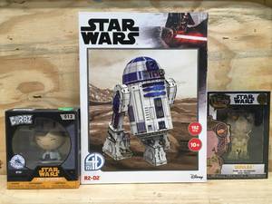 Lot of 3 star wars toys