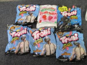 5- 5 ozTrolli, 1 Fruit Tellia...