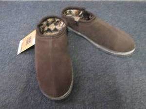 NWT Size 12 Chocolate Mens Slipper...