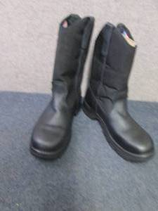 NIB Mens 9M Thorogood Black Boot...