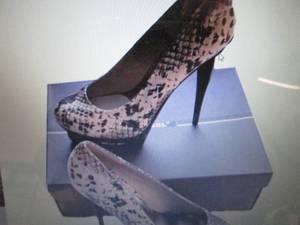 NIB Bonnibel Faux Snakeskin Stilett...