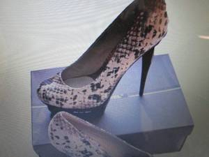 NIB Bonnibel Faux Snakeskin Stilett...
