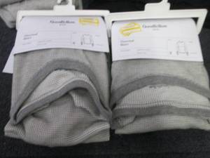 4 Medium Goodfellow Thermal Shirts...