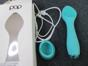 Pop Sonic Spade Cleansing & Exfolia...